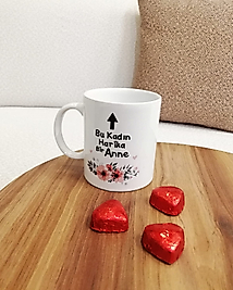 Bu Kadın Harika Bir Anne- ANNELER GÜNÜ HEDIYE KUPA BARDAK